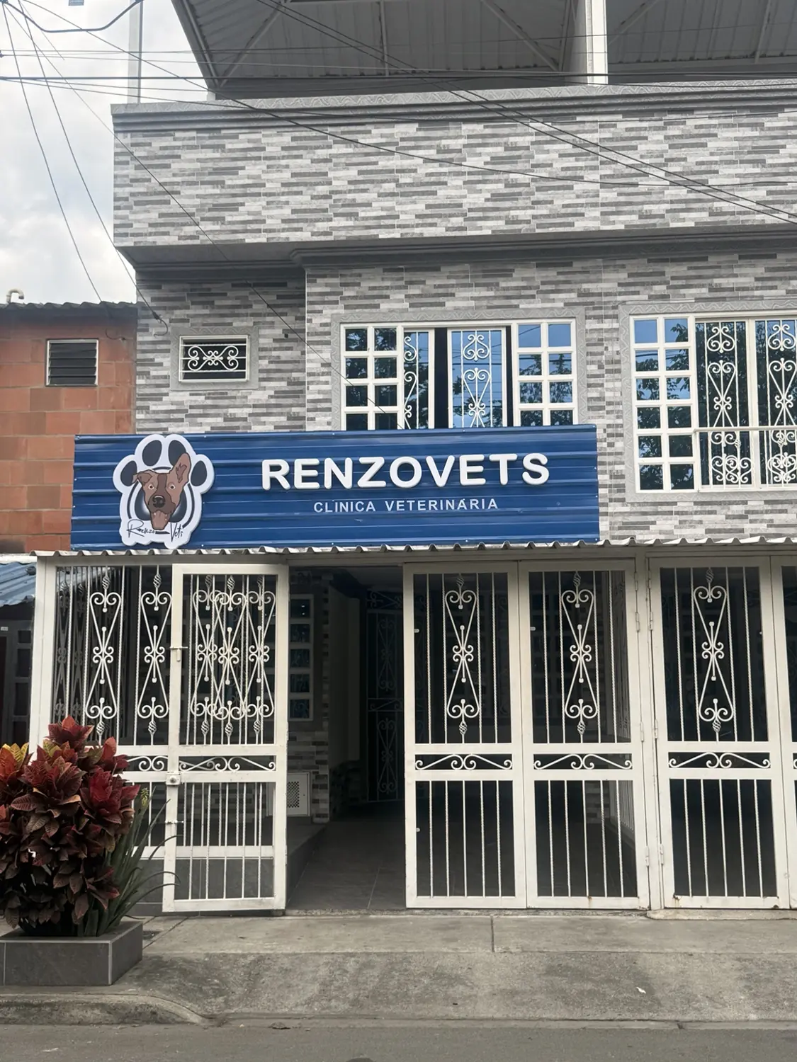Fachada de RenzoVets